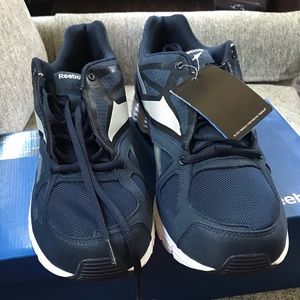 Reebok Men’s VibeTech Tennis Shoe New in Box Size 13